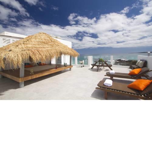 Pebbles Sea Front Apartment