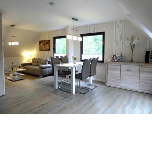 Peedy's luxuriöse 60m² Wohnung mit Balkonterrasse