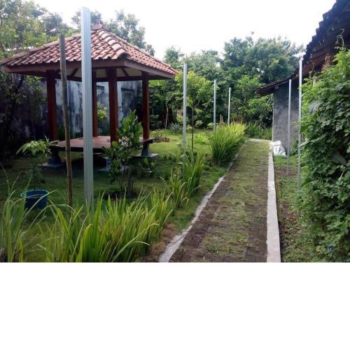 Pendopo Kayuwanan Homestay Syariah