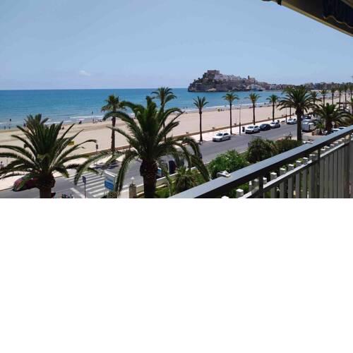 Peñíscola con vistas al mar
