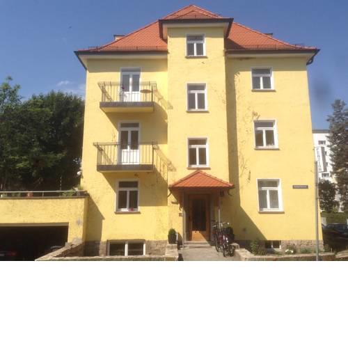 Achtzimmer