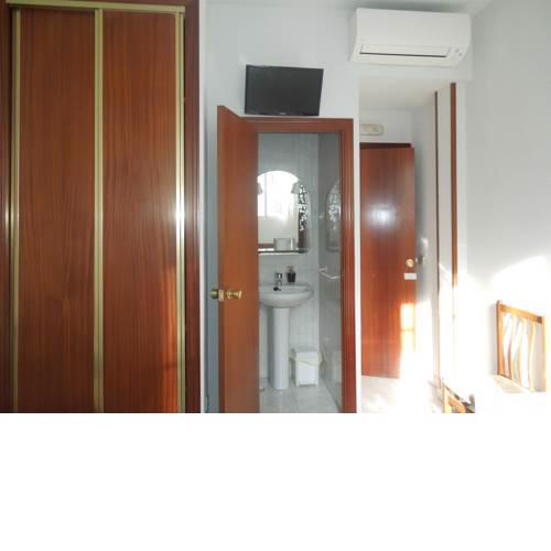 Pension Cuatro Torres