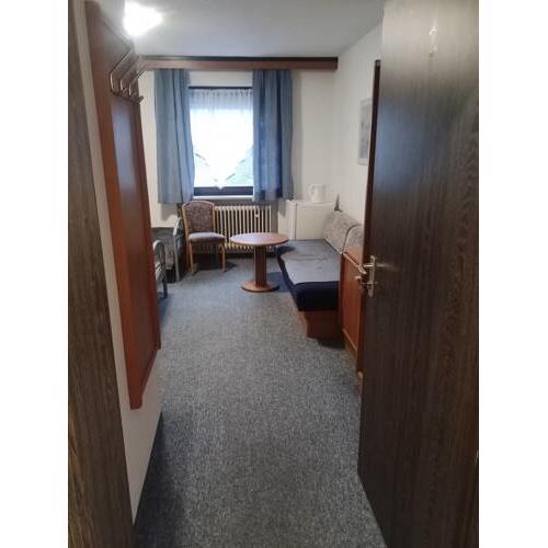 Pension für Langzeitmiete Doppelzimmer Monatsmiete ab 410 EUR warm 91639 Wolframs - Eschenbach