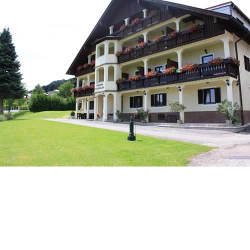 Pension Rosenauer Zimmer & Ferienwohnungen