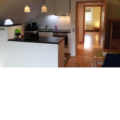 Pension Wauri , Ferienwohnung ' SCHWÄBISCHE ALB ' , Mansarden - Wohnung