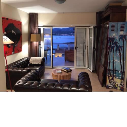 Penthouse 50m from sea, high spot for scuba deep sea diving in a natural park