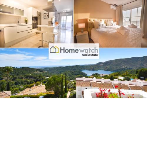 Penthouse Balcones del Lago Istán Marbella
