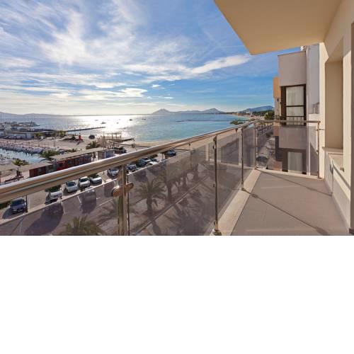 Penthouse Marina seafront apartment