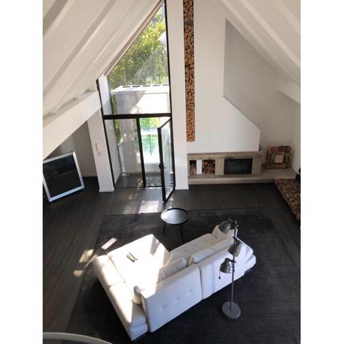 Penthouse mit eigenem Fahrstuhl in bester Lage von Essen/Duesseldorf