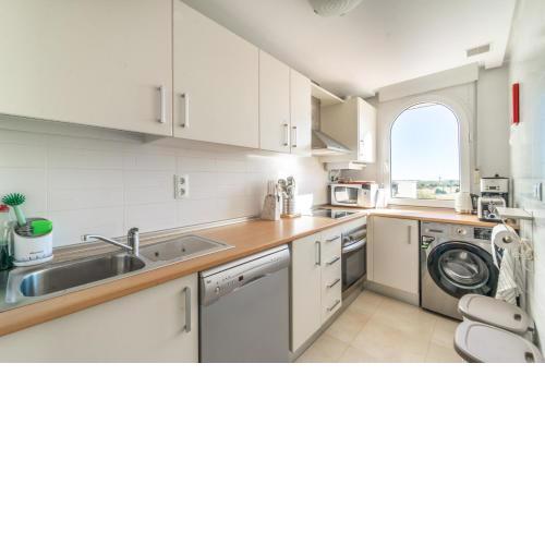 Penthouse with Large Terrace - SE731LT
