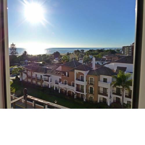 Penthouse with ocean view (6-8 guests)