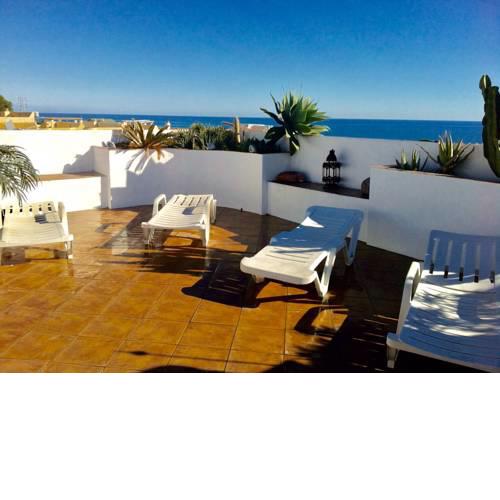 Penthouse with Private Roof terrace and jacuzzi