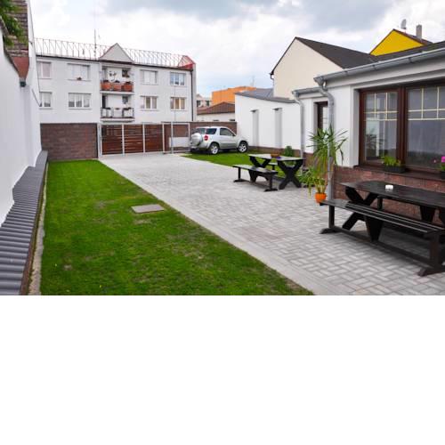 Penzion a restaurace U Třeboňského kola