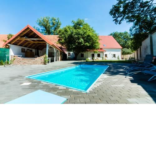 Penzion u Zámku Dalešice