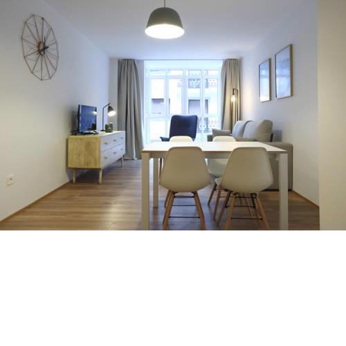 Pepita by Smiling Rentals