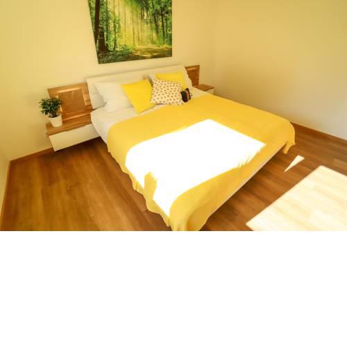 Perfect For 4 - Kitchen - Parking - Netflix