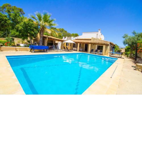 Perfecta villa para vacaciones con wifi y A/C
