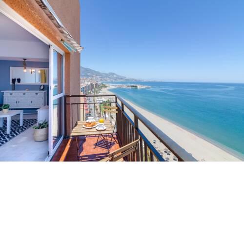 PERLA 4 PENTHOUSE IN FIRST LINE OF THE BEACH