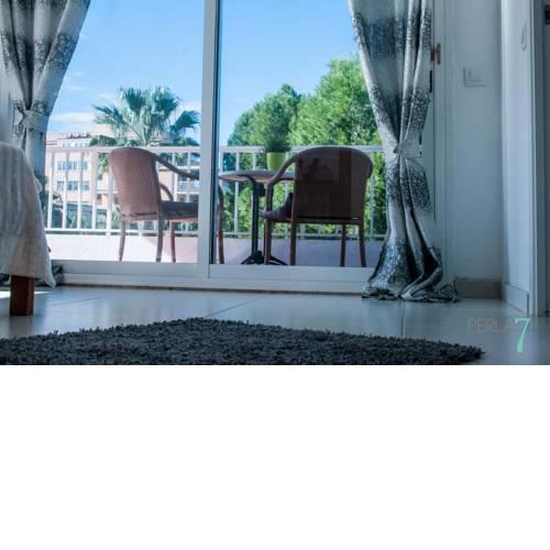 Perla Seven Apartments and Rooms