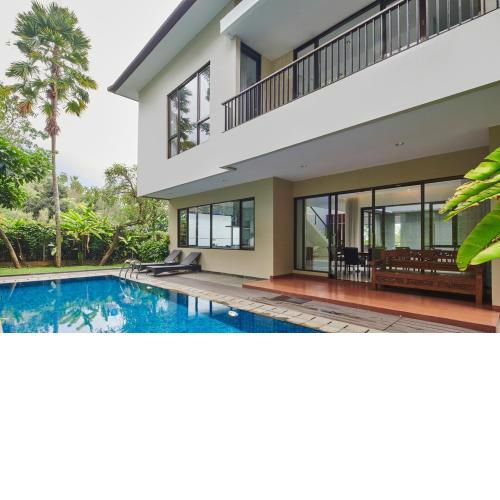 Permai 7A Villa 4 bedroom with a private pool