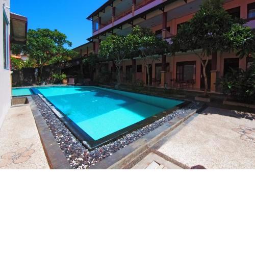 Pesona Beach Inn