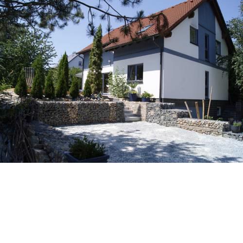 Petit TRiOTEL