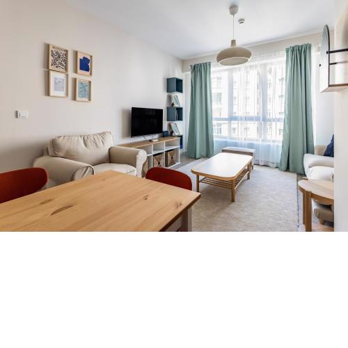 Picturesque Flat Near Metro 9 min to Coast