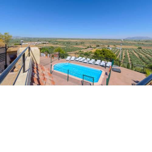 Picturesque holiday villa overlooking the countryside of Sierra de Cazorla