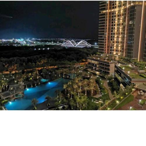 PIK Family 2 Bedroom, 5 Beds & Balcony Best View