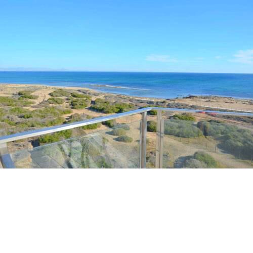 Pinada Beach IV new & comfort. apartment, 1st line to the beach, sunterrace+pool