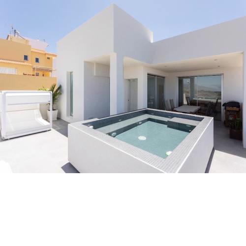 Piscina Privada Homme of Tulio