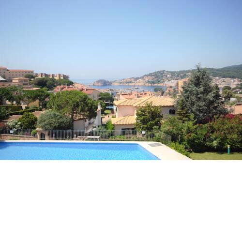 PISCINA VISTA A MAR per RENTALS CEL BLAU