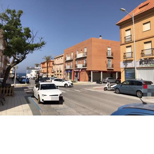 Piso amueblado con plaza de aparcamiento