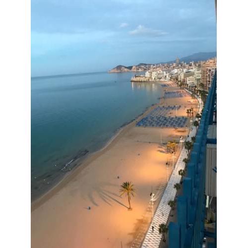 Piso Benidorn céntrico primera linea playa Levante