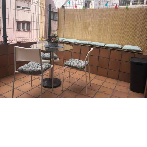 Piso céntrico con terraza.