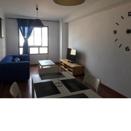 Piso con tres Habitaciones