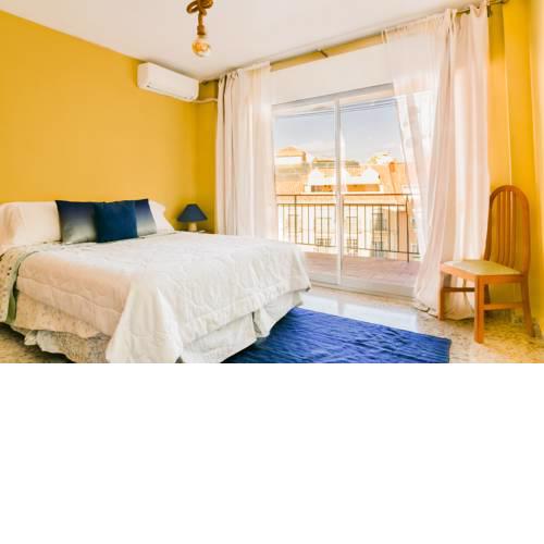PISO DELUXE EN FUENGIROLA CERCA DE LA PLAYA