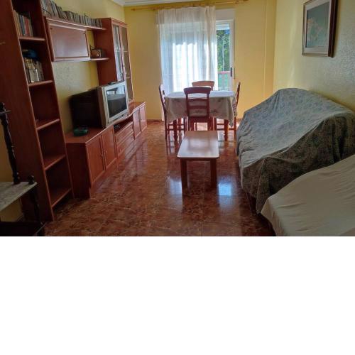 Piso grande de 2 habitaciones para pasar vacaciones en familia