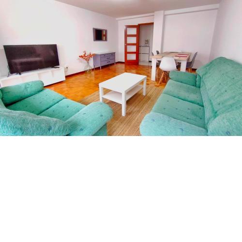 Piso muy amplio en pleno centro de Cantarrana - Viveiro