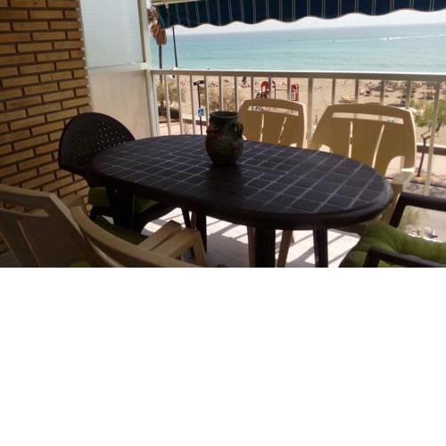 piso primera linea de playa en fuengirola recien reformado