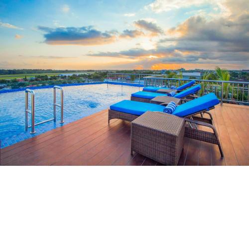 Platinum Adisucipto Hotel & Conference Center