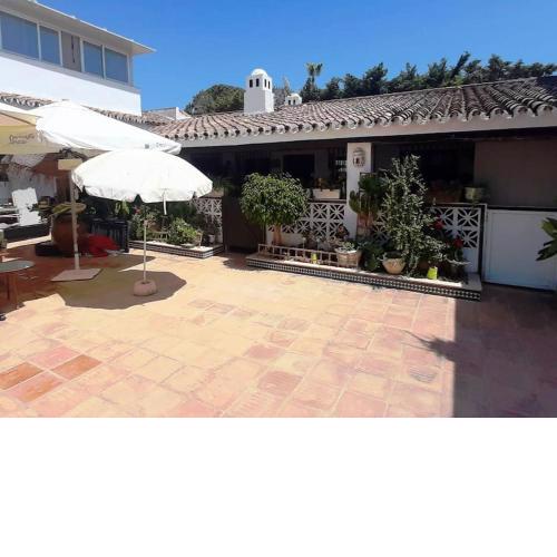 PLAYA a1 MIN, AUTO CHECK-IN, PATIO, ADOSADO