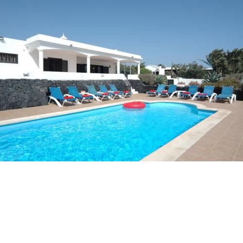 Playa Blanca Villa Sleeps 12 with Pool and WiFi