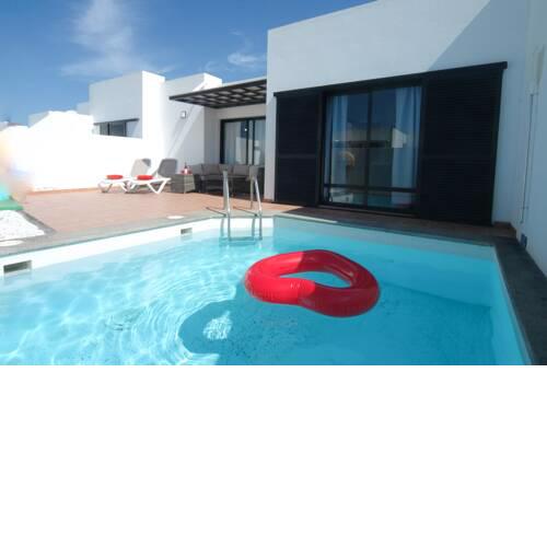 Playa Blanca Villa Sleeps 6
