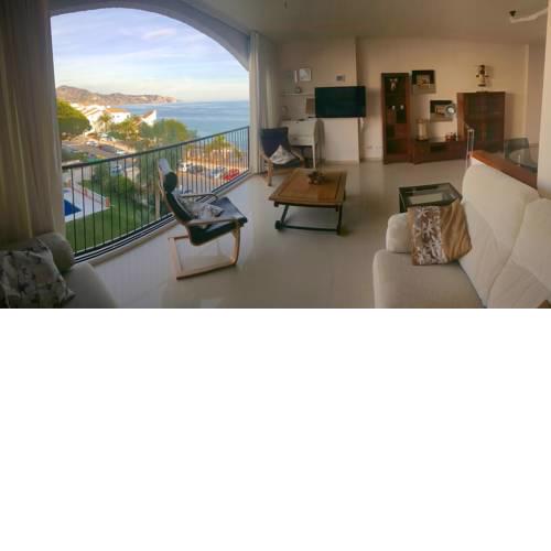 Playa Carabeillo Superior Seaview Apartment with Pool