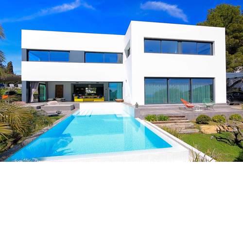 Playa de Talamanca Villa Sleeps 10 Pool Air Con
