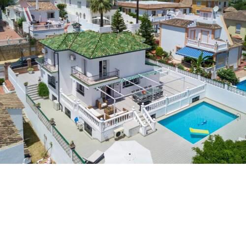 Playa Duque Marbella Holiday Home Sleeps 12 with Pool and Air Con