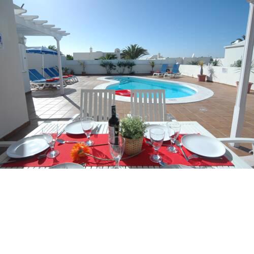 Playa Honda Villa Sleeps 6 with Pool and Air Con