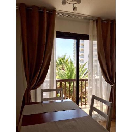 Playa Las Americas Front Line