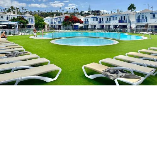 Playmar relaxing townhouse